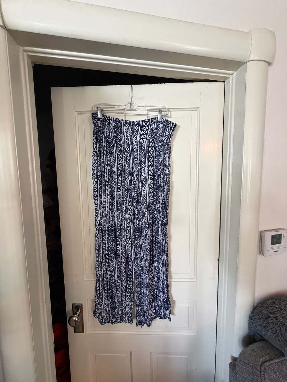 Three Dots Smocked Waist Wide Leg Pants Size M Blue White Aztec